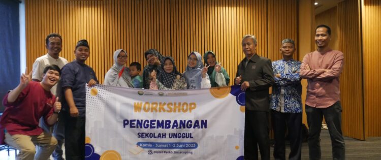 Workshop Pengembangan Sekolah Unggul SDIT Al-Furqon Jakarta Bersama Namin AB Ibnu Solihin